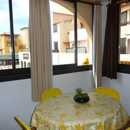 Avec Terrasse, Acces Direct Plage, Plein Centre Le Barcares, Equipe Pour 4 Pers - Fr-1-782-15 Apartmán *
