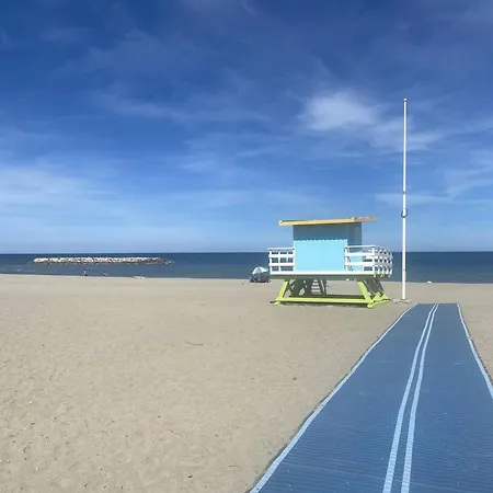 Apartmán Avec Terrasse, Acces Direct Plage, Plein Centre Le Barcares, Equipe Pour 4 Pers - Fr-1-782-15 Le Barcarès
